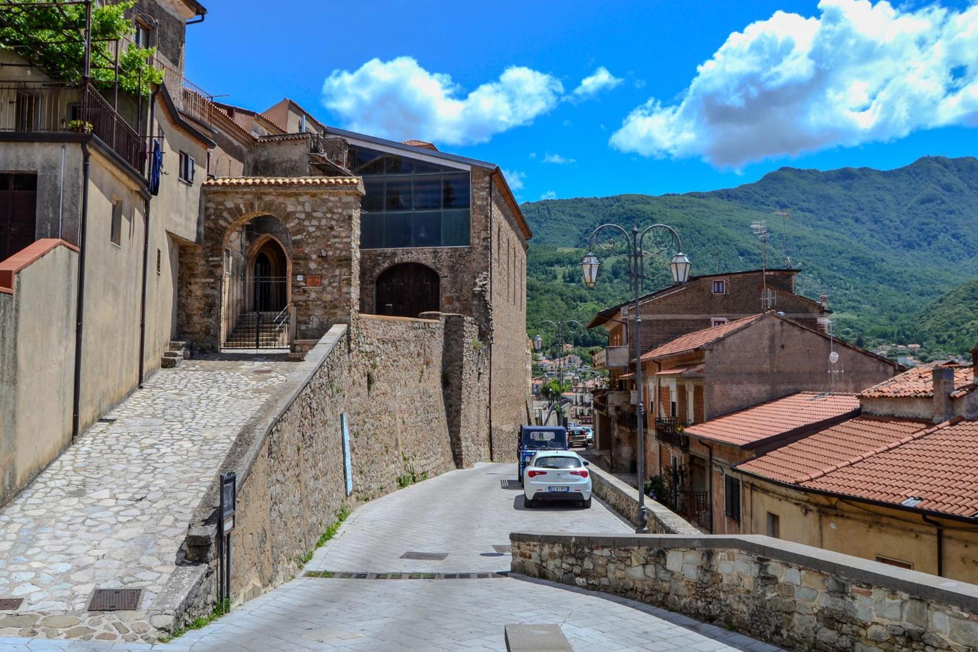 Castello Baronale Villa Novi Velia Bagian luar foto